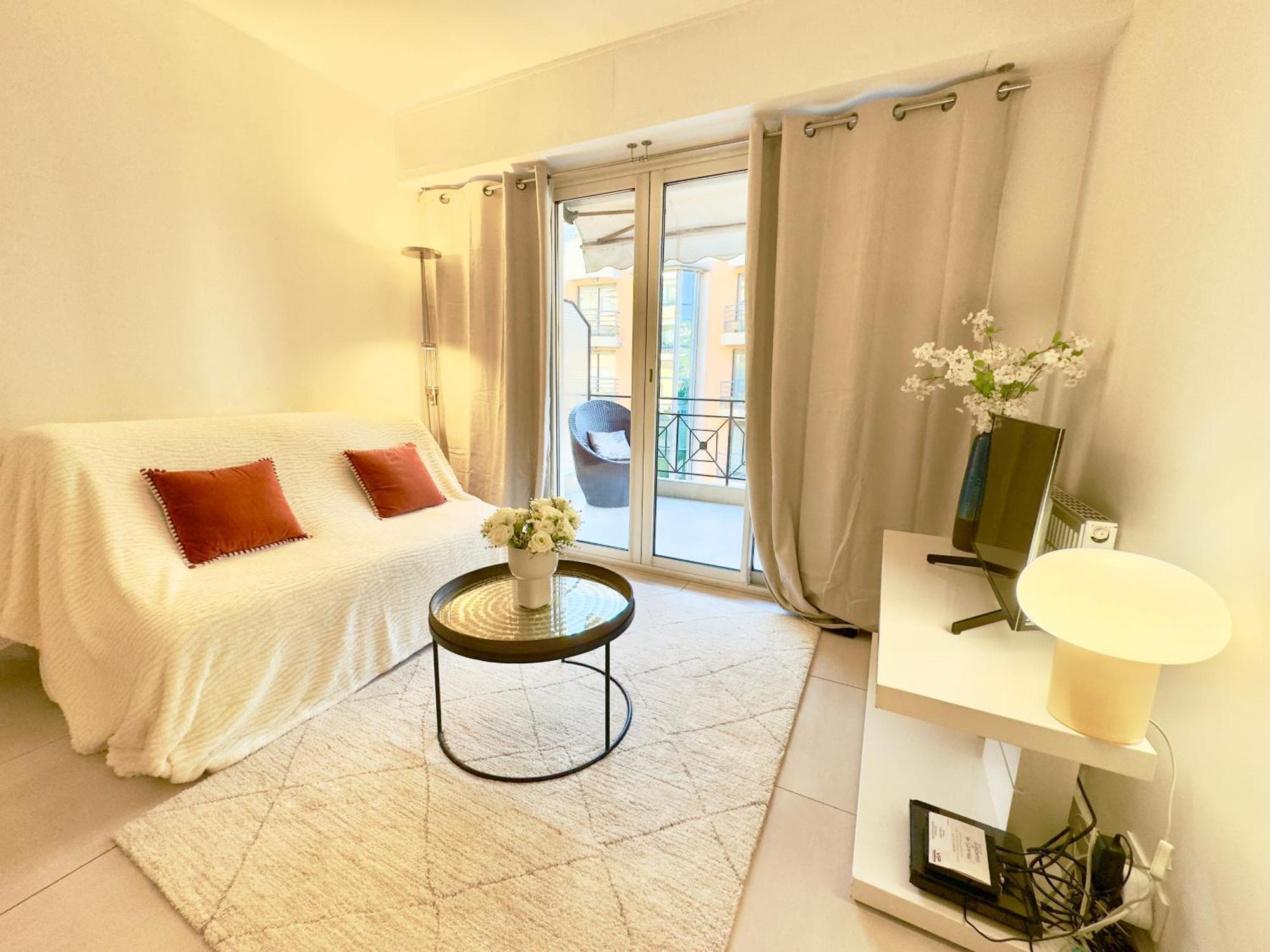 Superbe Appartement Avec Terrasse 1Mn Des Plages De La Croisette Cannes Exterior foto
